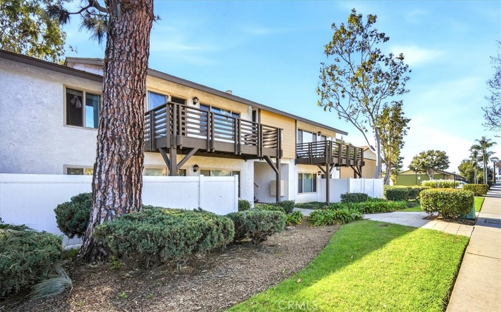 1200 W Lambert Rd, Unit 24