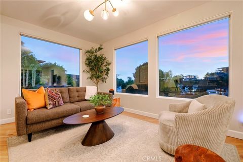 Photo of 1690 N Crescent Heights Blvd, Los Angeles, CA 90069 (MLS # CV25233661)