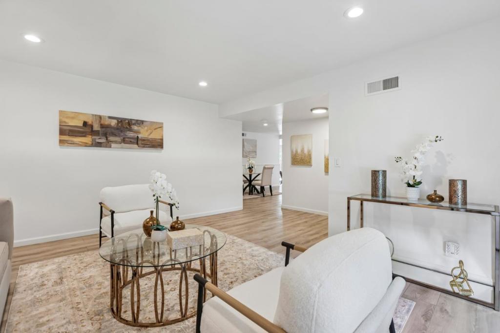 6055 Foothill Glen Drive