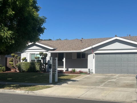 Photo of 6055 Foothill Glen Drive Drive, San Jose, CA 95123 (MLS # ML82057052)