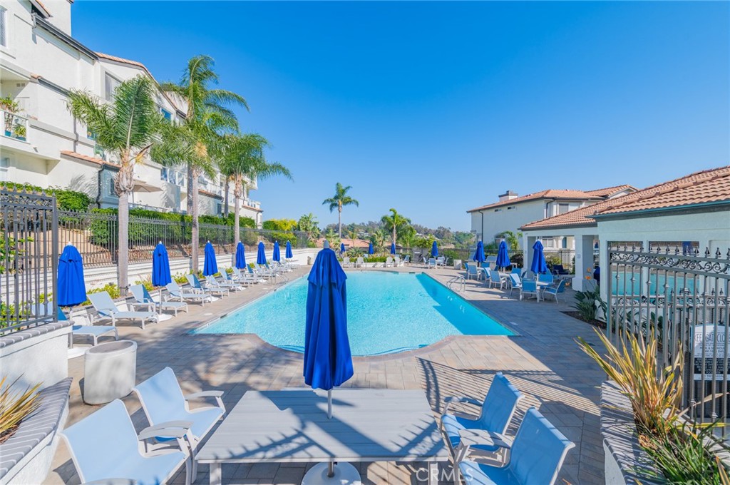 La Vista (LVIS) - Residential