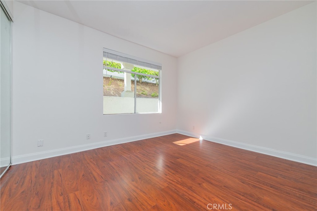 La Vista (LVIS) - Residential