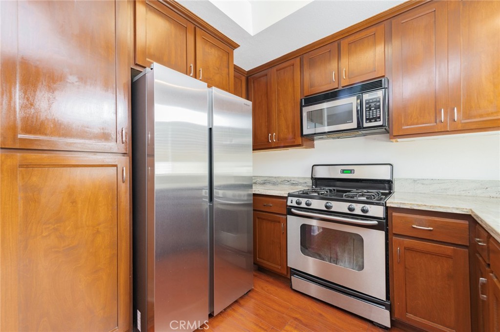 30902 Clubhouse 19A
