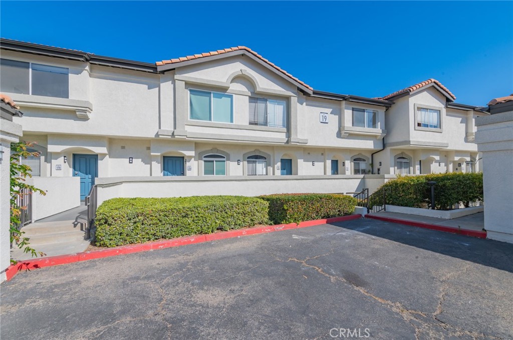 La Vista (LVIS) - Residential