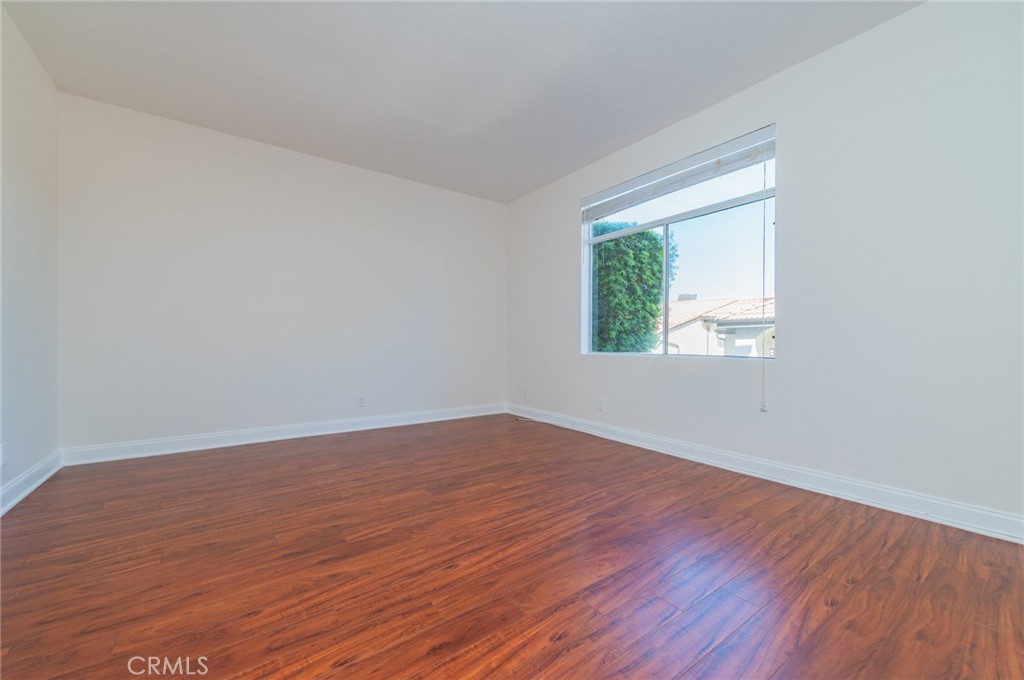 La Vista (LVIS) - Residential