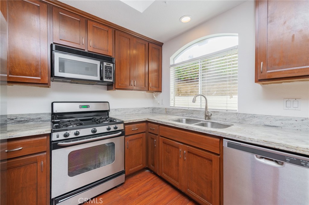 30902 Clubhouse 19A