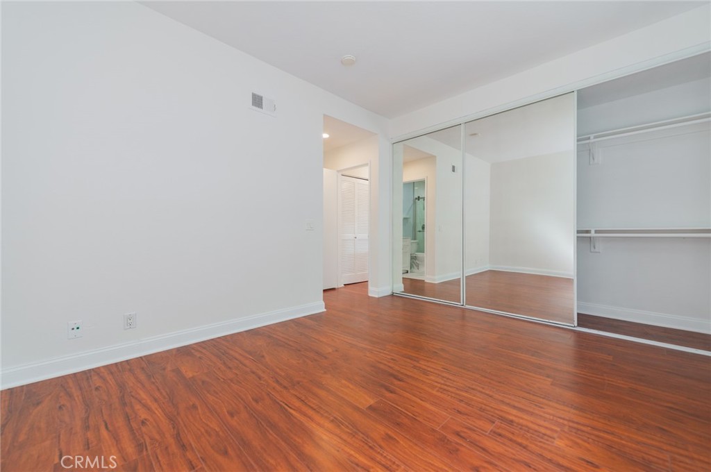 La Vista (LVIS) - Residential