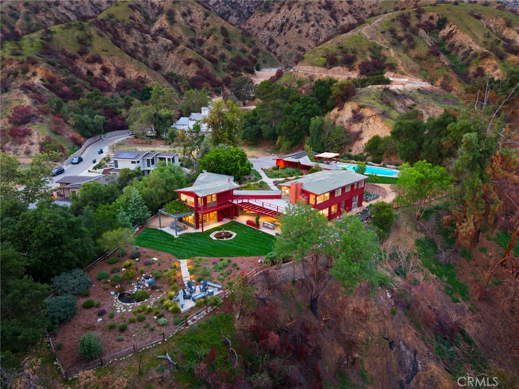 650 Baldwin Court