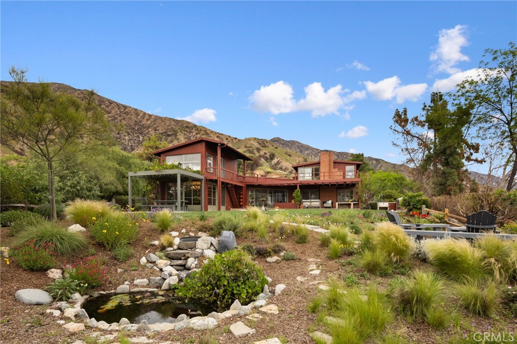 650 Baldwin Court