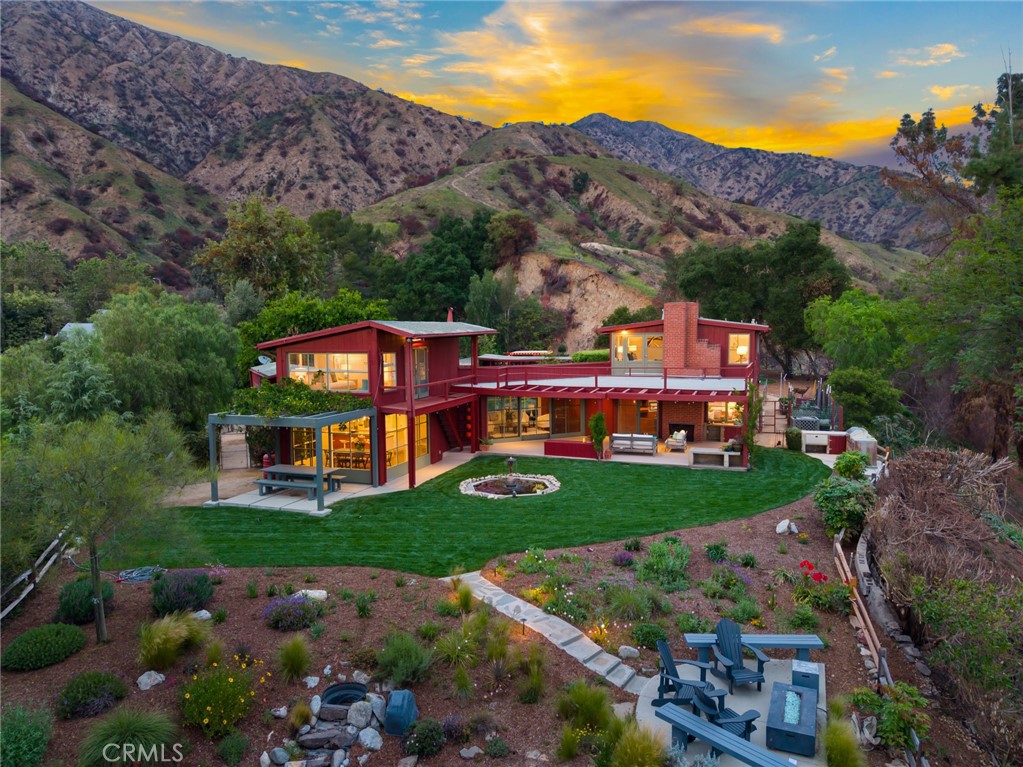 650 Baldwin Court