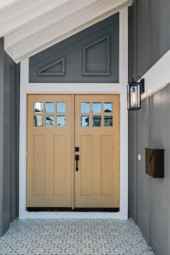 3531 La Mesa Drive
