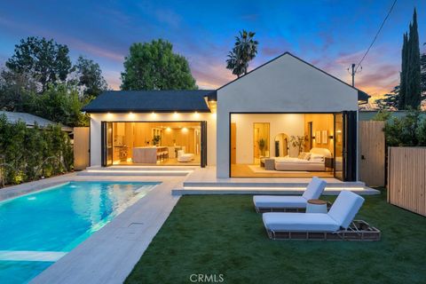 11107 Kling Street North Hollywood CA 91602