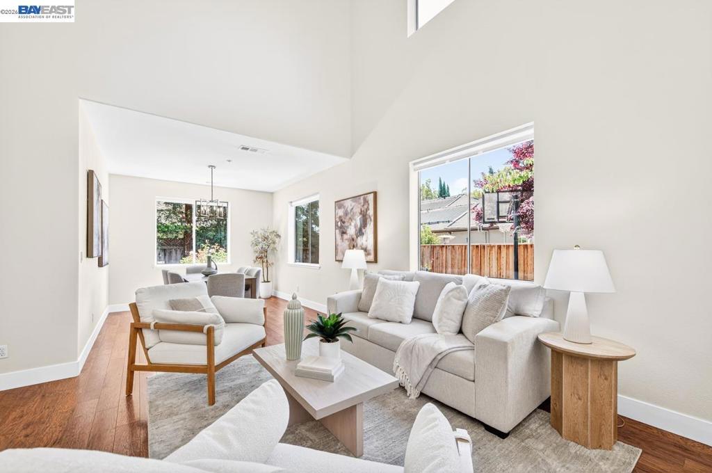 1183 Vintner Pl.