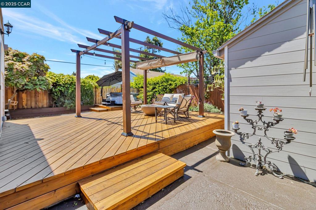 RICHMOND HEIGHTS - Residential