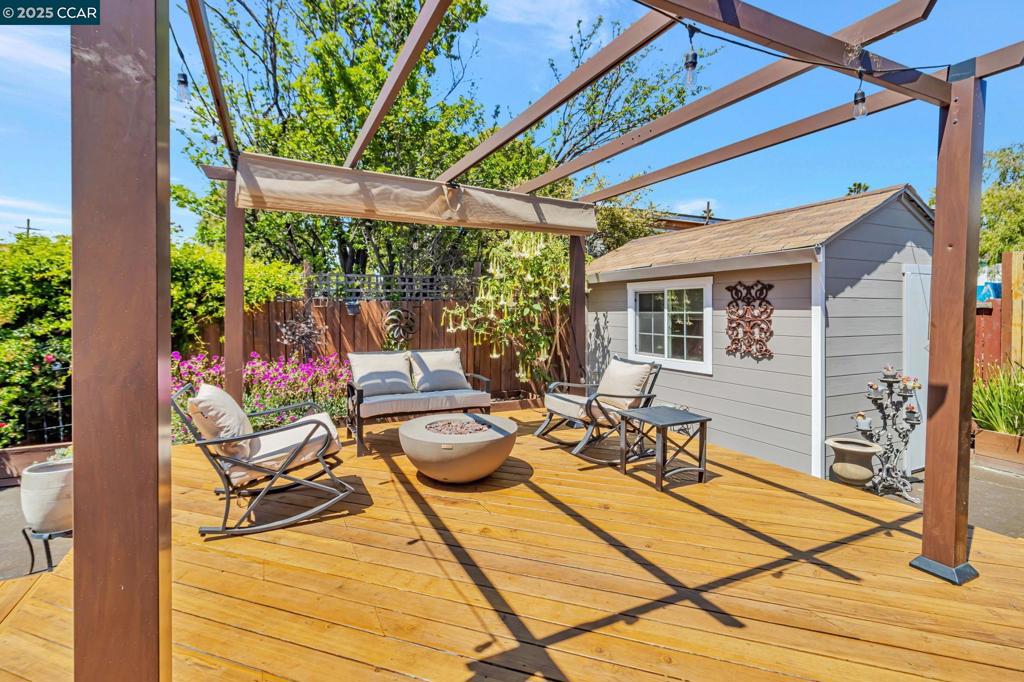 RICHMOND HEIGHTS - Residential