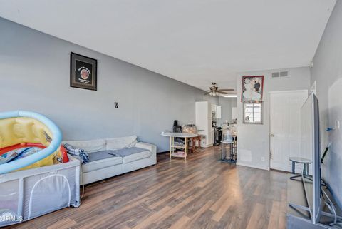 Tiny photo for 2941 W Hemlock Street #22, Oxnard, CA 93035 (MLS # V1-33436)