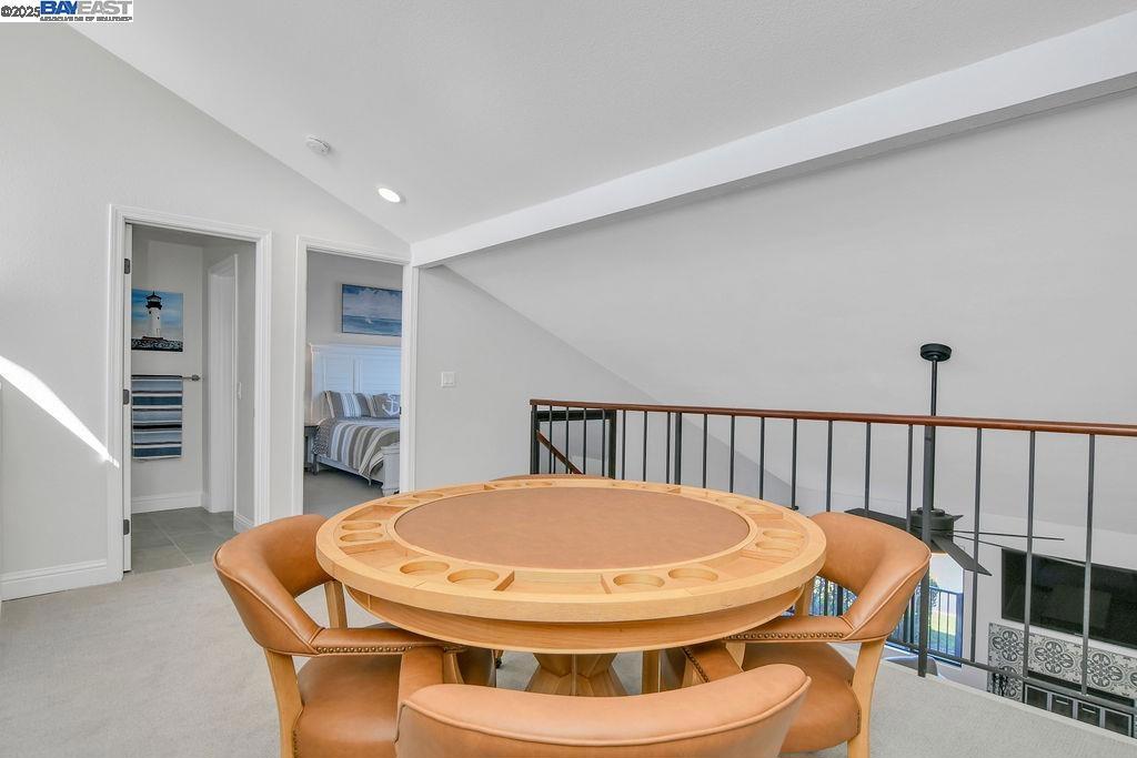HARBOR BAY - Residential