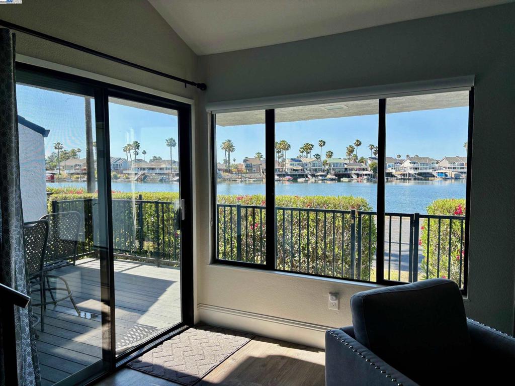 HARBOR BAY - Residential