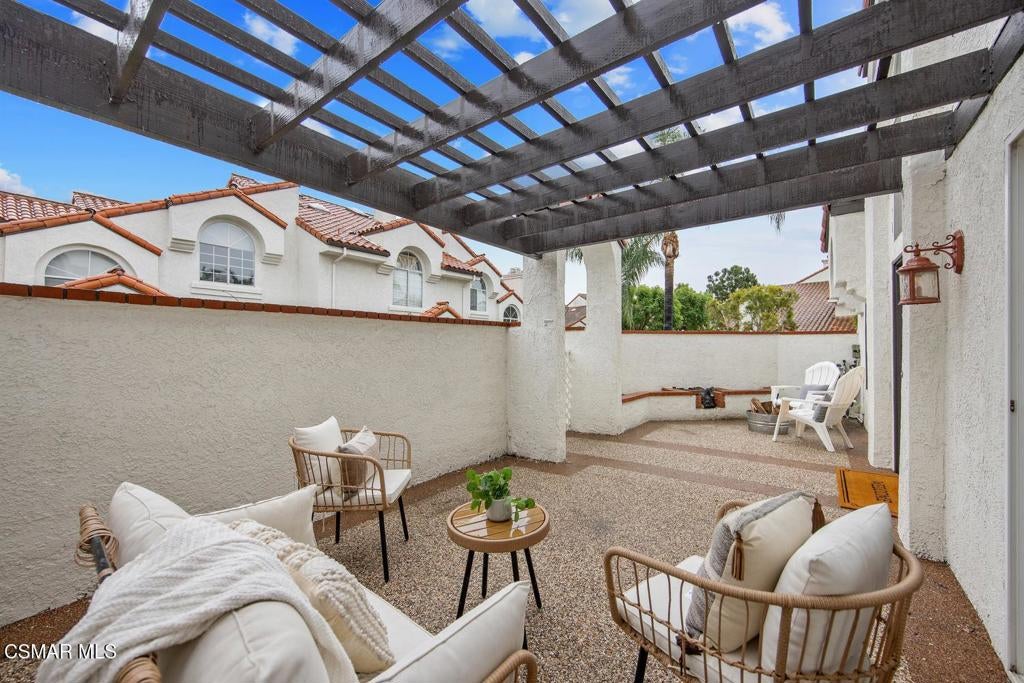 272 Camino Toluca