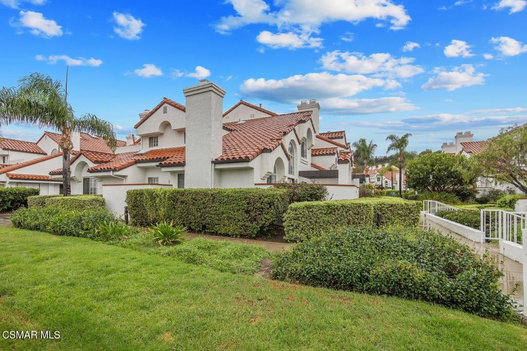 272 Camino Toluca