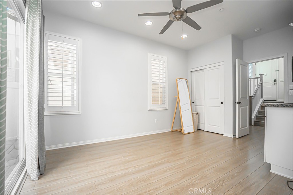 1122 Gardiner Lane