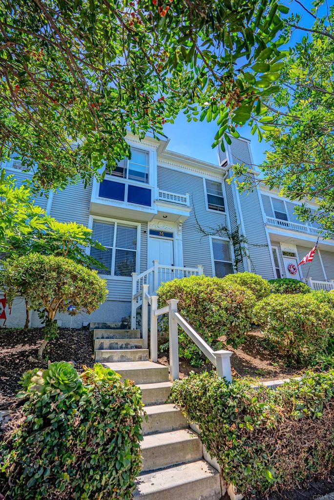 211 Dahlia Ave. M