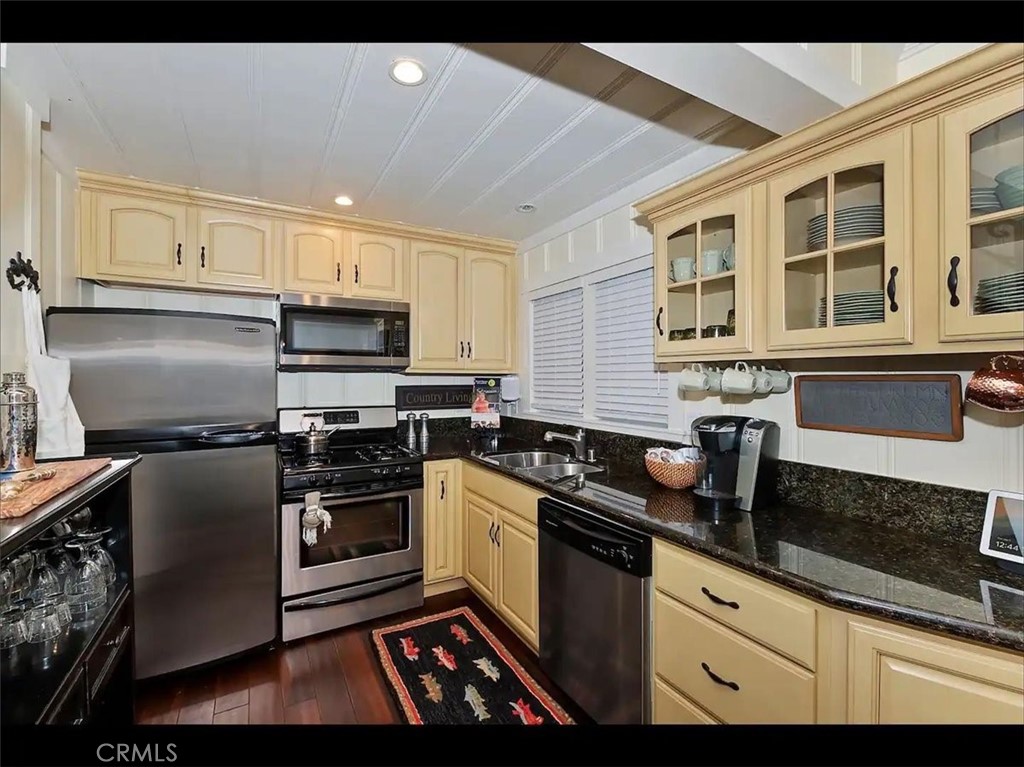 Arrowhead Woods (AWHW) - Residential Lease