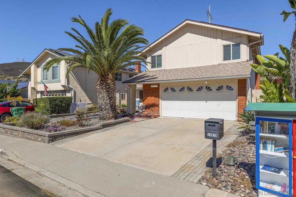 13879 Paseo Cardiel