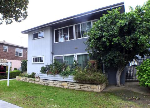 Photo of 700 E Carson St #3, Long Beach, CA 90807 (MLS # PW25280426)