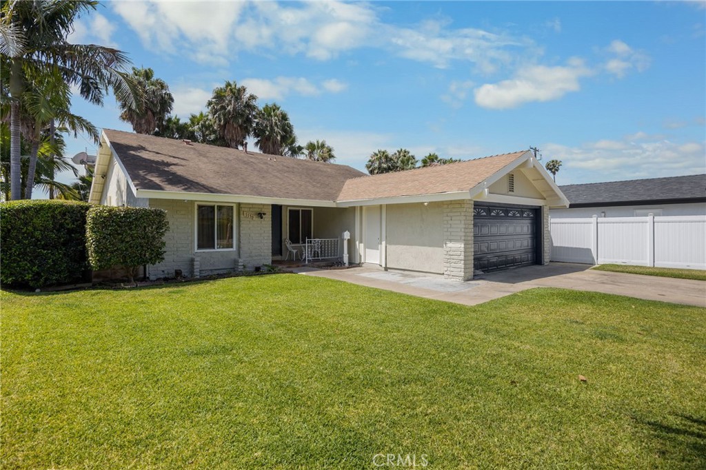 1130 E 21st