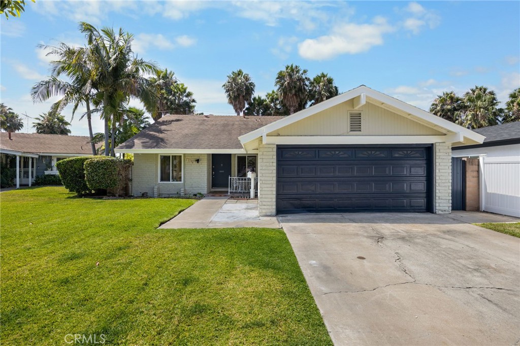 1130 E 21st