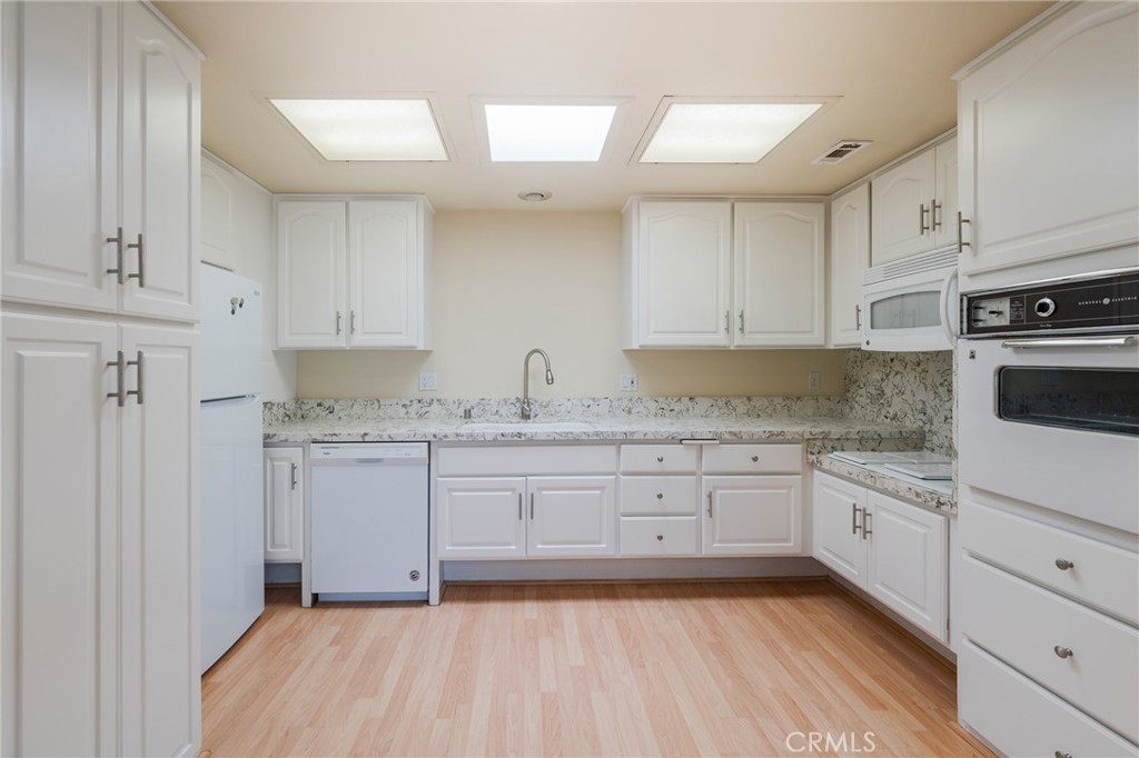 1701 Sunningdale Drive 53E