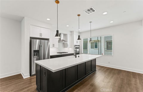 Photo of 102 Sorrel Court, Burbank, CA 91506 (MLS # IV26088100)