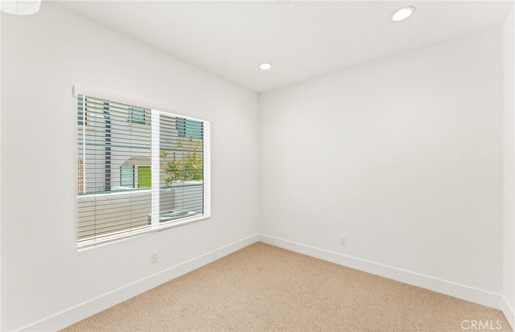 102 Sorrel Court