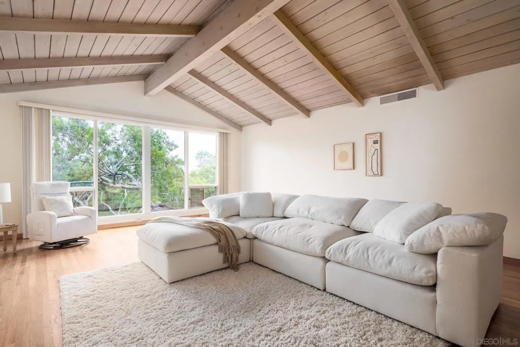 La Jolla, California 92037, United States, 3 Bedrooms Bedrooms, ,2 BathroomsBathrooms,Residential,Active,146629