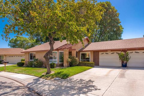 Photo of 4121 Village 4 Vlg, Camarillo, CA 93012 (MLS # 226002410)