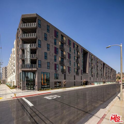 Photo of 1101 N Main Street #A401, Los Angeles, CA 90012 (MLS # 25576003)