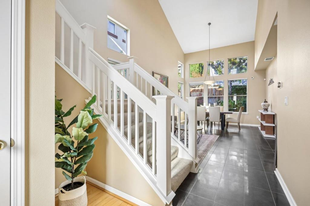 44 S 16th Street