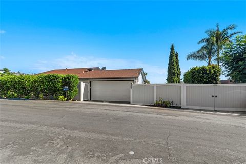 Tiny photo for 1285 Cortez Avenue, Laguna Beach, CA 92651 (MLS # OC25282294)