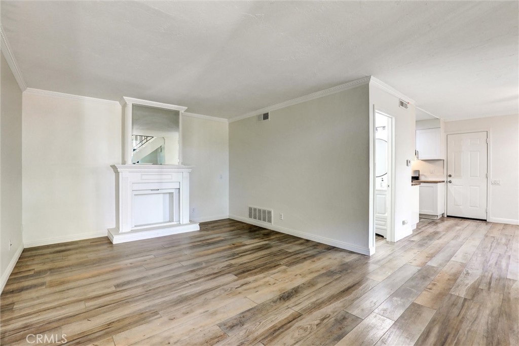 Aliso Villas (AV) - Residential