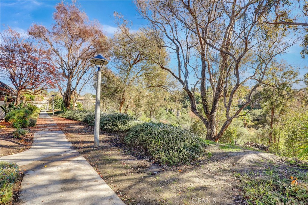 Aliso Villas (AV) - Residential