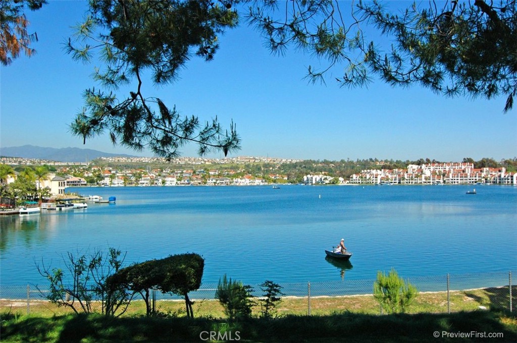 Aliso Villas (AV) - Residential