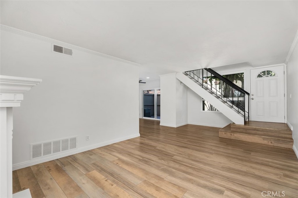 Aliso Villas (AV) - Residential