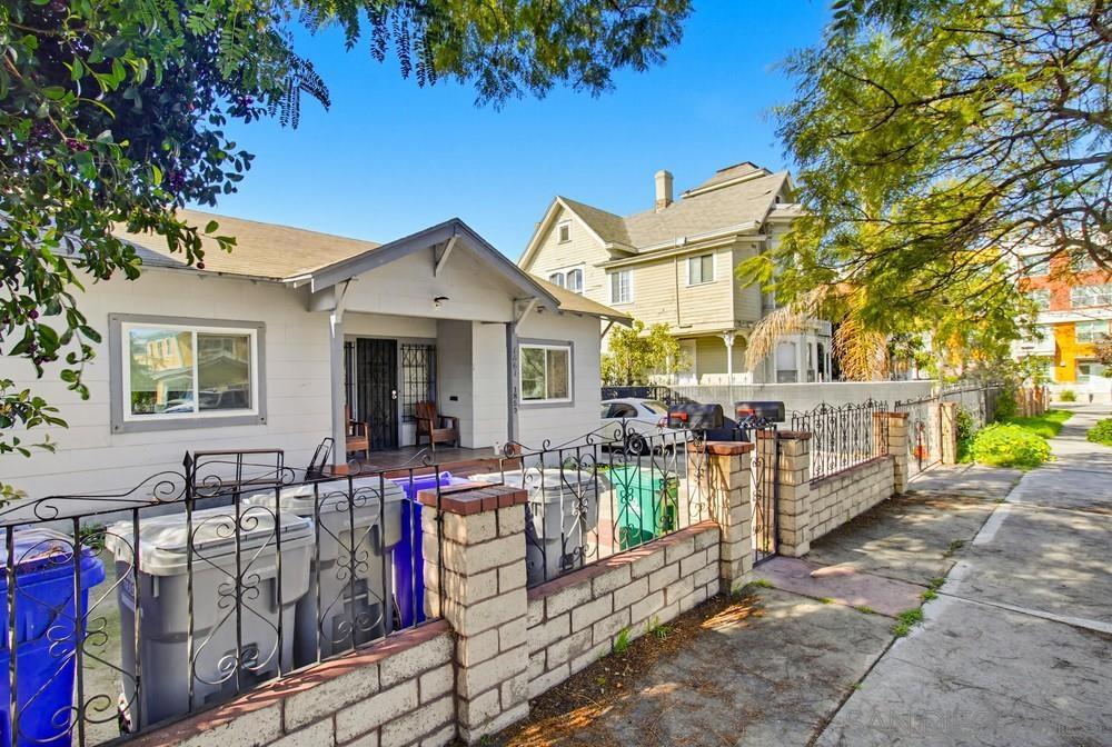 1859 1861 Irving Ave