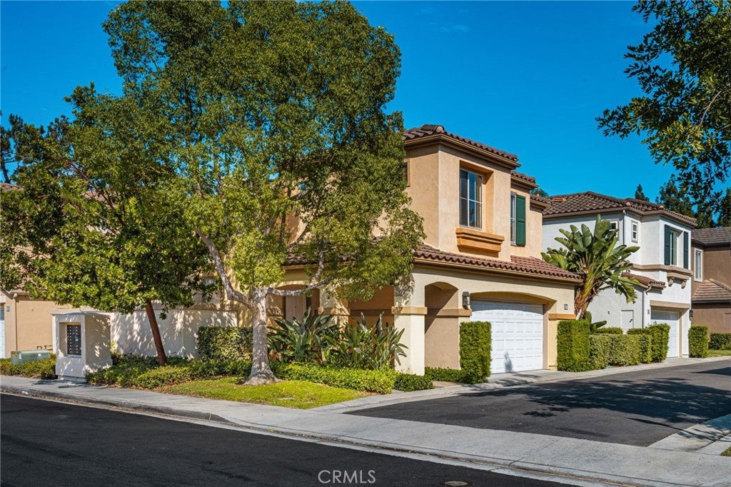 37 Del Cambrea, Irvine CA 92606