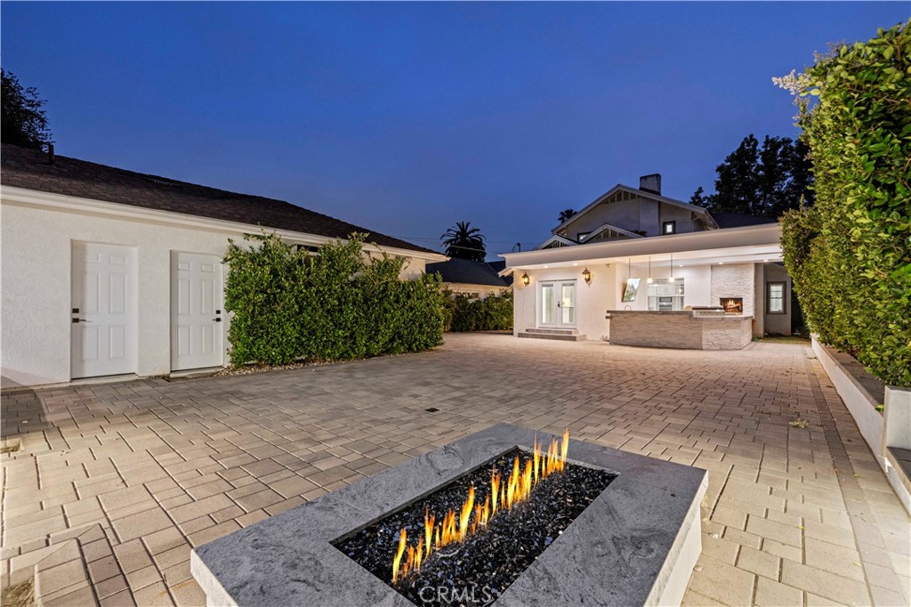 Properties 1 1281 E Orange Grove Boulevard