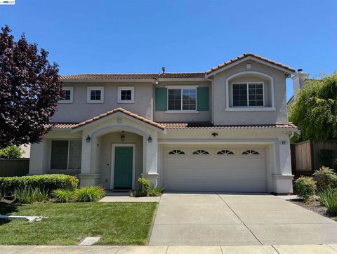 Photo of 852 Meadow View Dr Dr, Richmond, CA 94806 (MLS # 41135020)