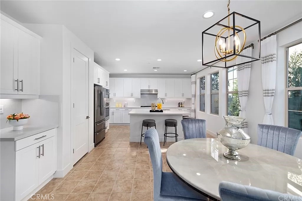 2307 Arroyo Oaks Court