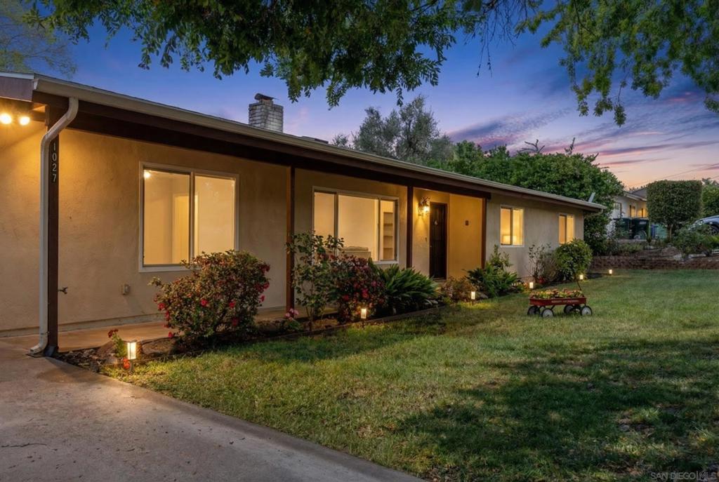 1027 Pepper Tree Lane