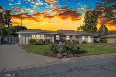 Photo of 5651 Magnolia Avenue, Rialto, CA 92377 (MLS # SW26041874)